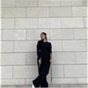 Profesora de iniciación musical para niños que quieran iniciar una etapa musical. Yo tengo el título profesional del conservatorio