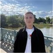 Estudiante de magisterio listo para enseñar a alumnos.