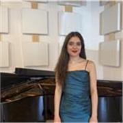 Insegno canto dal leggero al lirico impostazione tecnica e parte interpretativa