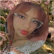 Soy una instructora multidisciplinaria enfocada en el desarrollo de habilidades creativas, lingüísticas y cognitivas.