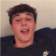 Doy clases de matemáticas para alumnos de primaria, secundaria y bachillerato. Estoy en segundo de carrera de ingeniería industrial, habiendo aprobado todas las asignaturas de primero. Mi media del colegio fue de sobresaliente. Puedo dar las clases en ing