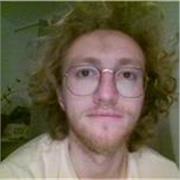 Professeur en Mathématiques et sciences physiques, diplômé d'un Master en physique théorique