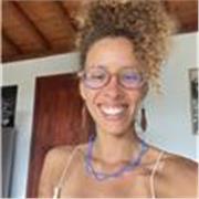 Sou professora de ciências e biologia e ofereço aulas para o público da educação básica e EJA