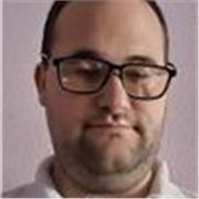 Programador con certificado de Docencia. Puedo dar clases sobre programación, temas relacionados y IA.