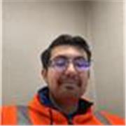 Maestro de español nativo de México, graduado en Estados Unidos. Totalmente bilingüe