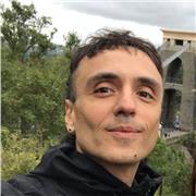 Offro lezioni provate di materie umanistiche (Italiano, Storia, Geografia) e Inglese.