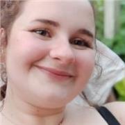 Etudiante en licence d'histoire, détentrice d'un diplôme BAC L option anglais approfondi