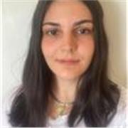 Neolaureata in relazioni internazionali e con diploma linguistico offre lezioni di inglese/spagnolo/tedesco