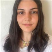 Neolaureata in relazioni internazionali e con diploma linguistico offre lezioni di inglese/spagnolo/tedesco