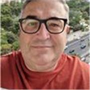 Doy clases particulares adaptadas al nivel de cada alumno, tengo experiencia en todos los niveles de idioma español para la enseñanza a extranjeros.