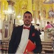 Sono Mario. Diplomato al conservatorio, insegno pianoforte per tutti i livelli con metodologia personalizzata