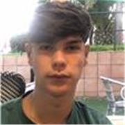 Estudiante de ADE con nivel B2 de ingles ofrece clases particulares tambien domino las matemáticas