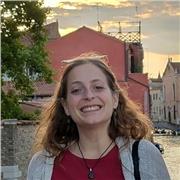 Laureata in Urbanistica al Politecnico di Milano, insegno ad usare QGIS e ArcGIS. Lezioni flessibili in base alle tue esigenze!