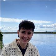 Maestra apoyo escolar en todas las asignaturas. Titulación de grado en Magisterio de Primaria, nivel C1 valenciano y B2 inglés