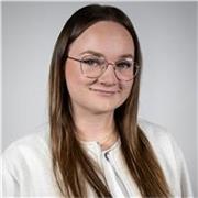 Polnische Muttersprachlerin, die online Unterricht für Kinder und Erwachsene anbietet.