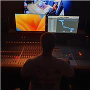 I am a classically trained guitarist and music producer with over 10 years of playing experience, offering structured and personal
