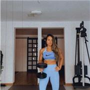 Entrenadora personal fitness a domicilio y online