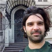 Dibujo analítico y técnicas experimentales. Desarrollaremos una base sólida que permita potenciar la creatividad particular del alumno. Desde los 13 años en adelante, sin límite de edad