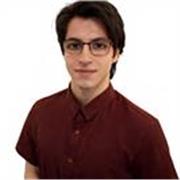 Soy muy comprometido con las clases, me gusta ser innovador para que los niños aprendan divirtiendose 