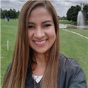 Profesora con amplia experiencia impartiendo clases a niños, adolescentes y adultos