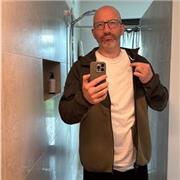 Offro consigli riguardo attività fitness e benessere per persone bisognose di un riferimento