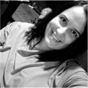 Svolgo corsi di cucito e moda di diverse cose da borse e abiti al tovagliato