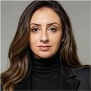 Professora com mais de 10 anos de experiência, trabalho e presencial e remoto em escolas publicas e privadas