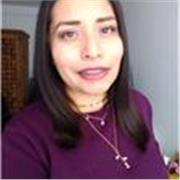 Maestra mexicana, ofrece clases de español y computación