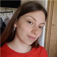 Diplomata al liceo scientifico scienze applicate, e laureata in filosofia e storia, ho esperienza