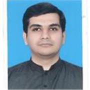 Medical doctor teaching students biology of all ages