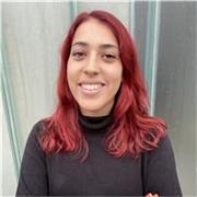 Profesora con más de 7 años de experiencia, imparte clases de forma online. C2 Cambridge