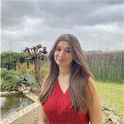 Je m’appelle Luce je suis étudiante en LAS 2. Je propose des cours de soutien pour les élèves en primaire/collège