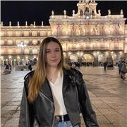 Profesora de Educación Primaria que puede ayudar en todas las materias