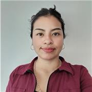Profesora de inglés (nivel B2) con experiencia práctica en la enseñanza a niños y adolescentes