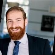 Laureato in Prevenzione sul lavoro, diversi anni nell'Industria, Lezioni di Cultura della Sicurezza