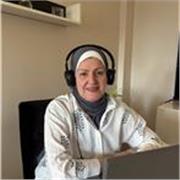 I am a native Arabic speaker offering simple lessons to help learners speak Arabic with confidence