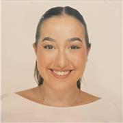 Extrovertida e impartiria clases a niños de primaria o primero 2 de eso