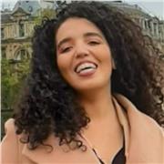 SONO RAGIONIERE E MI STO LAUREANDO IN INGEGNERIA EDILE. SONO MAROCCHINA, SONO CRESCIUTA IN ITALIA E HO VISSUTO ANCHE IN INGHILTERRA. 
OFFRO LEZIONI DI MATEMATICA, FRANCESE E INGLESE PER STUDENTI DELLE SCUOLE MEDIE E SUPERIORI.
INOLTRE OFFRO LEZIONE DI ARA