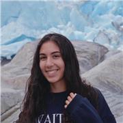 Profesora imparte clases de cualquier asignatura para alumnos de Educación Primaria o Infantil. También cuidado de niños