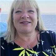 Qualified Teacher with experience in language and maths recovery