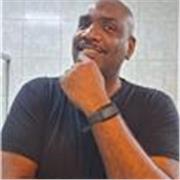 Professor de inglês (nativo)para aula online com experiência dando aulas online