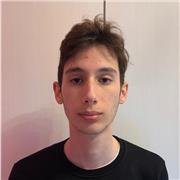 Diplomato al liceo scientifico offre corsi di inglese, base e avanzato