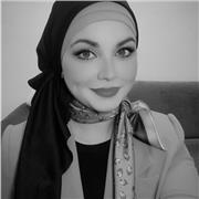 Oui je suis actuellement une enseignante universitaire à l'EFTG d'Alger, j'enseigne le module de négociation commerciale