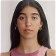 Ragazza universitaria impartisce lezioni di italiano (letteratura e grammatica), filosofia, inglese e matematica
