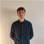 Étudiant entrant en seconde année de licence de mathématiques, prêt à aider et apporter du soutien en maths pour les élèves jusqu'en classe de Terminale !