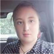 Docente de español, con cuatro años de experiencia en el campo de la educación y con ideas innovadoras para la enseñanza óptima