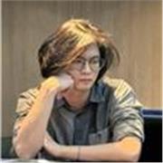 I earned my Bachelor’s degree in Education from UCL, I aim to teach English for high-school students.