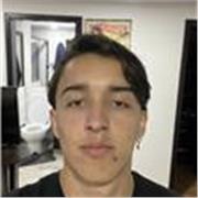 Soy un jugador con 9 años de experiencia en el deporte y puedo dar clases a cualquier persona , no tengo ningún titulo de docente pero tengo títulos de participación en campamentos dentro y fuera del país