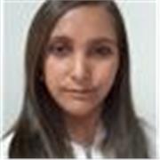 Profesora de inglés nivel B1 que ofrece clases telemáticas hasta 6° de primaria. 