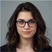 Donne cours de soutient scolaire aux élèves de primaires et début collège